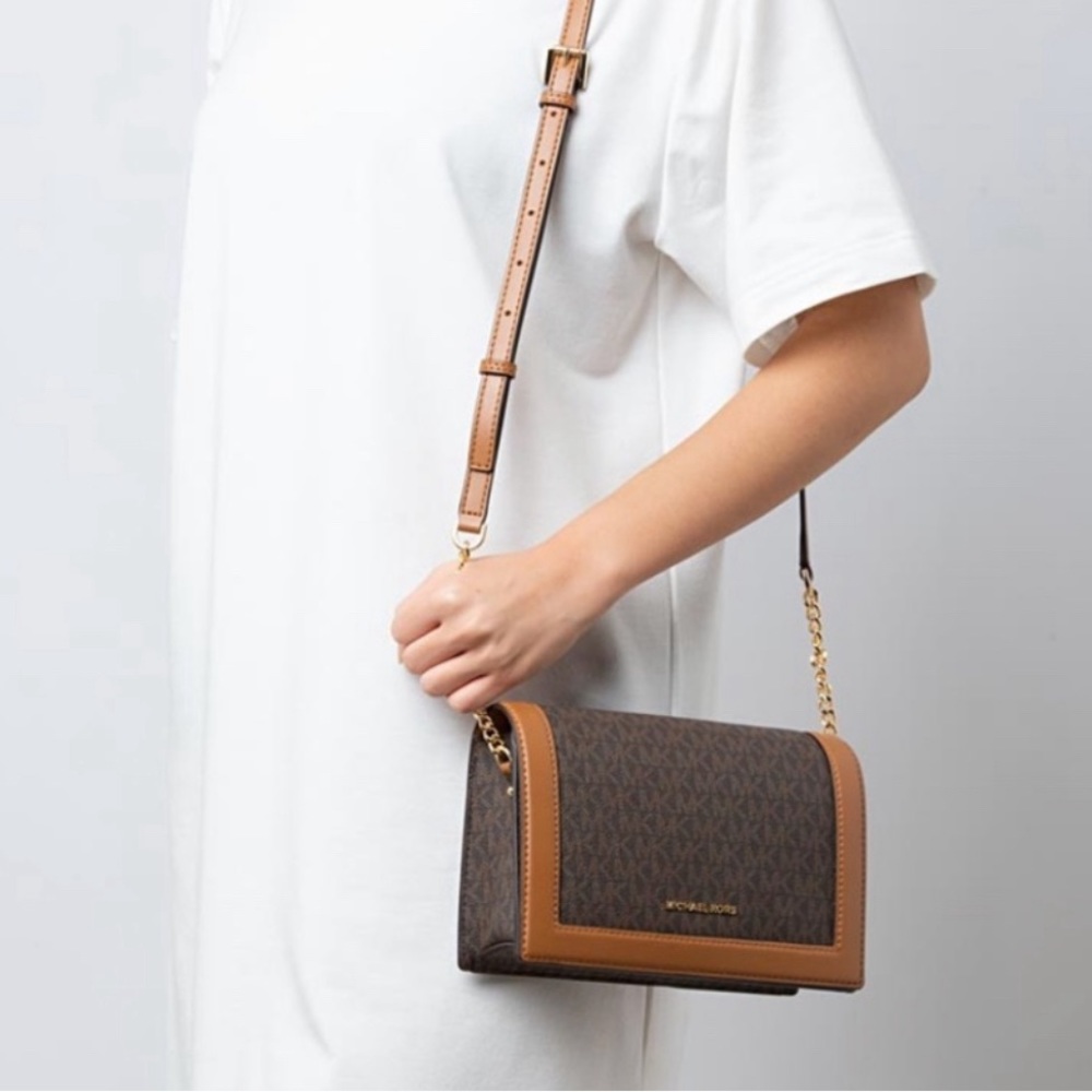 NEW Michael Kors Signature Jet Set Full Flap Chain Crossbody in Brown Acorn